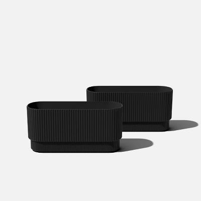 Black Ribbed Decorative Planter – 18.5 x 15cm