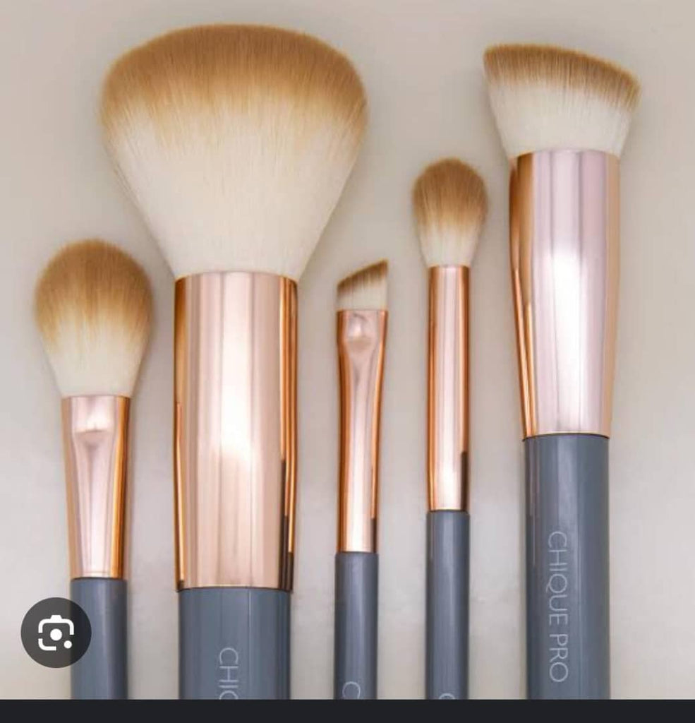 CHIQUE PRO Makeup Tools – Each at ₦2,500