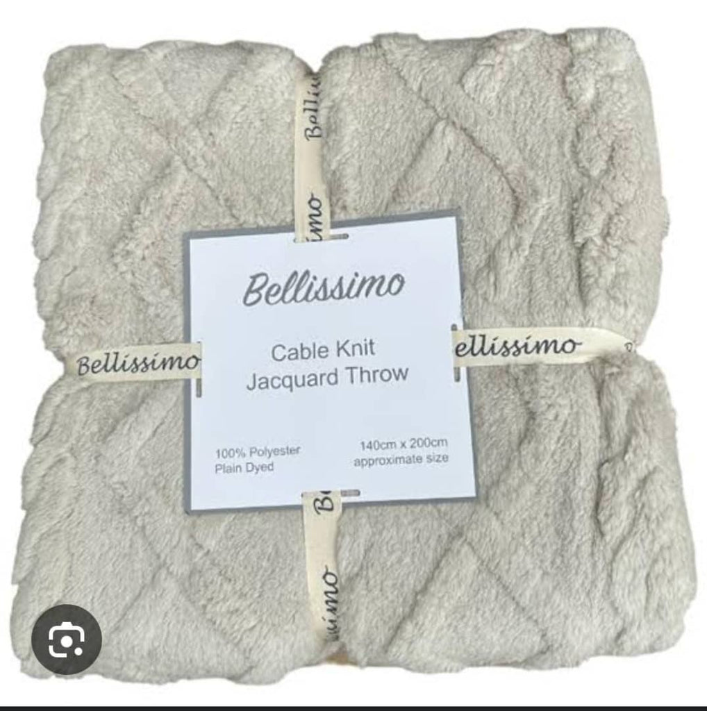 Bellissimo Cable Knit Jacquard Throw – 140cm × 200cm