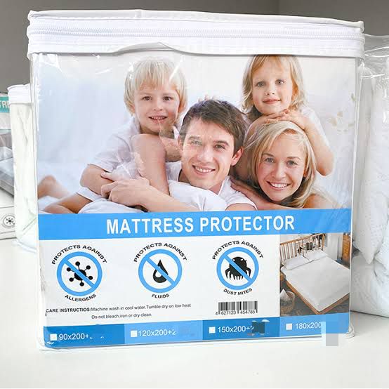 Waterproof Mattress Protector – 200 × 200cm