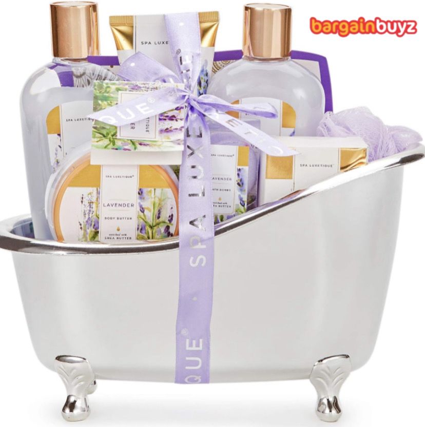 Lavender Pamper Gift Set for Women (8-Piece)